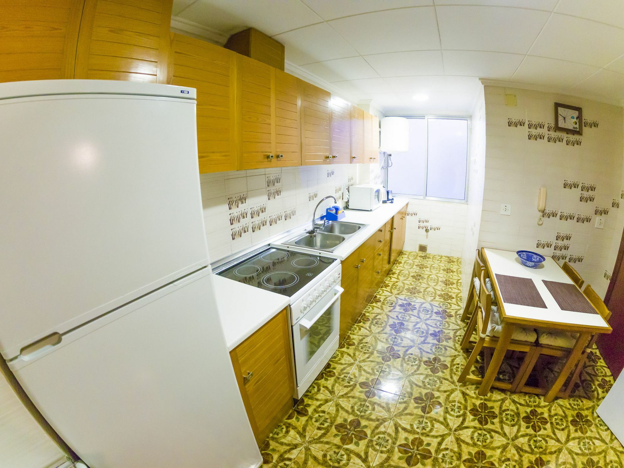 Homely Apartments Playa De Los Locos Торевьиа Экстерьер фото